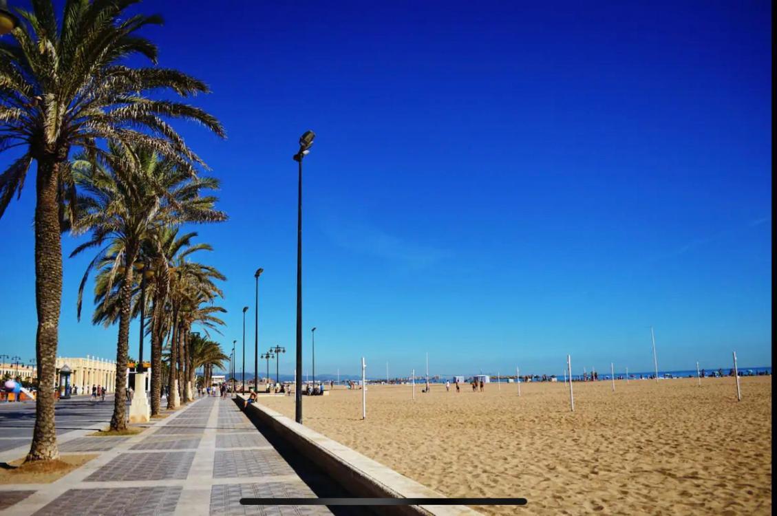 Lovely Apartment Near Beach & Science City Valencia Buitenkant foto